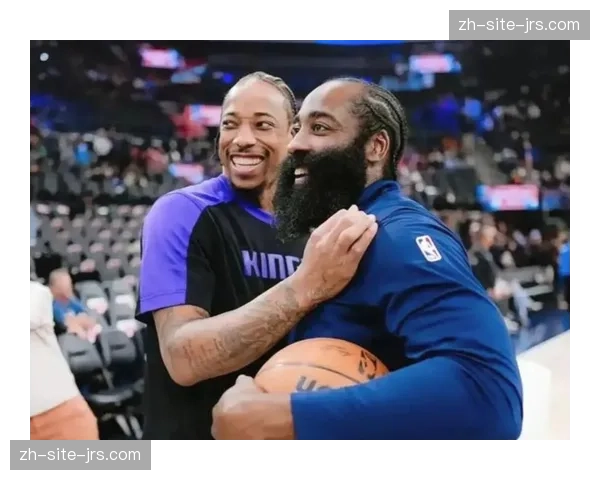 快船进攻端五人得分上双 团队配合破解鹈鹕防守体系 快船进攻端五人得分上双 团队配合破解鹈鹕防守体系